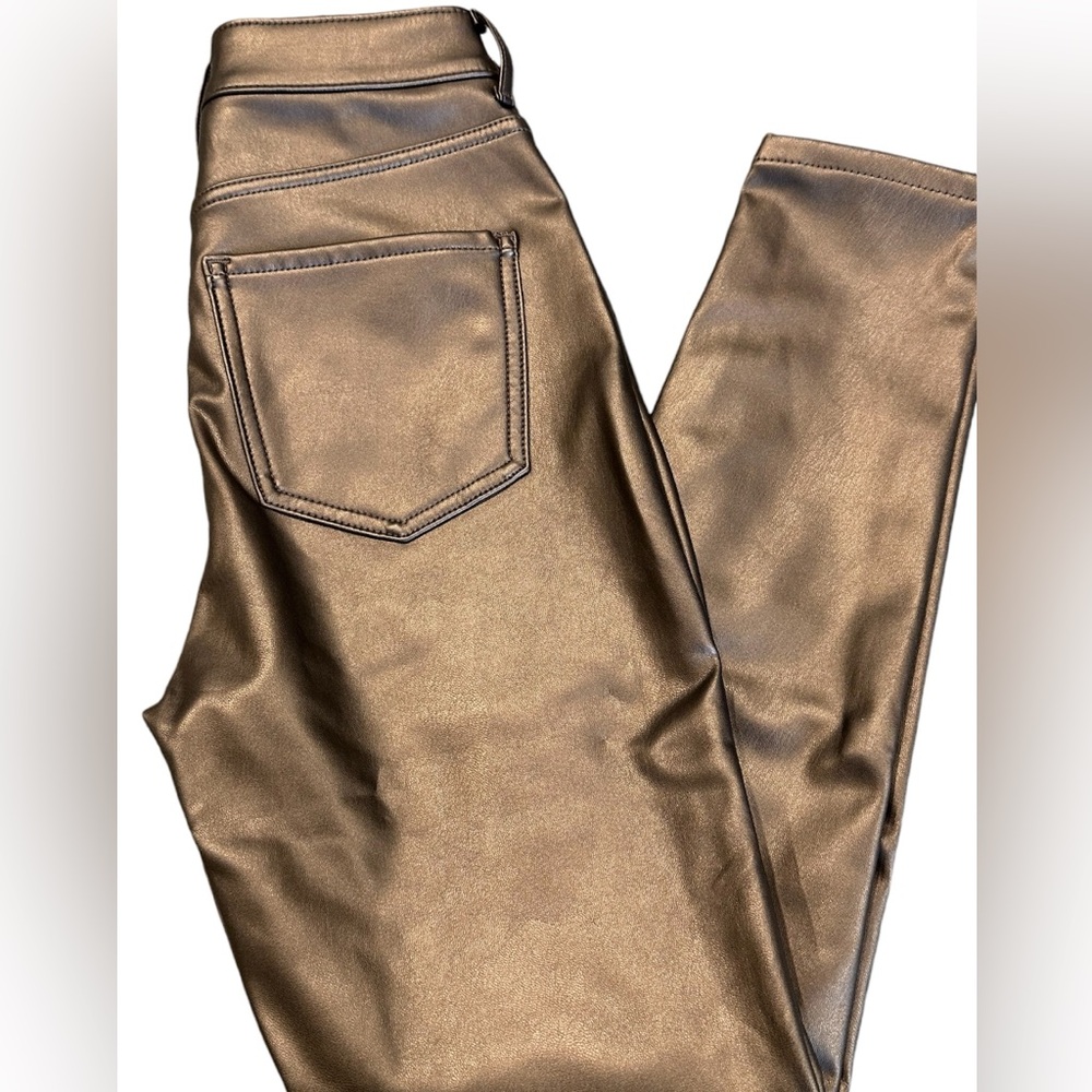 Express High Waisted Metallic Faux Leather Skinny Pant in Copper Size 2